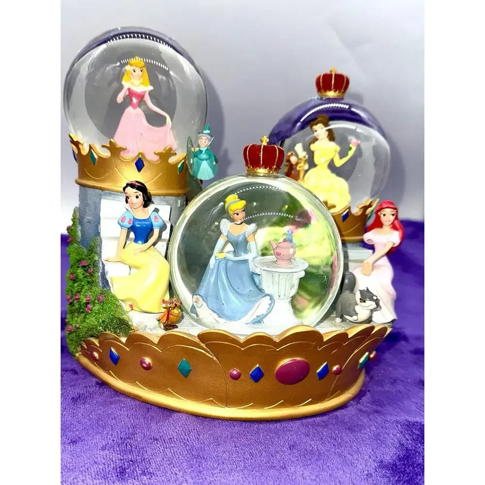 Disney Cinderella Snow Globes At The Time Ball Horse Carriage
